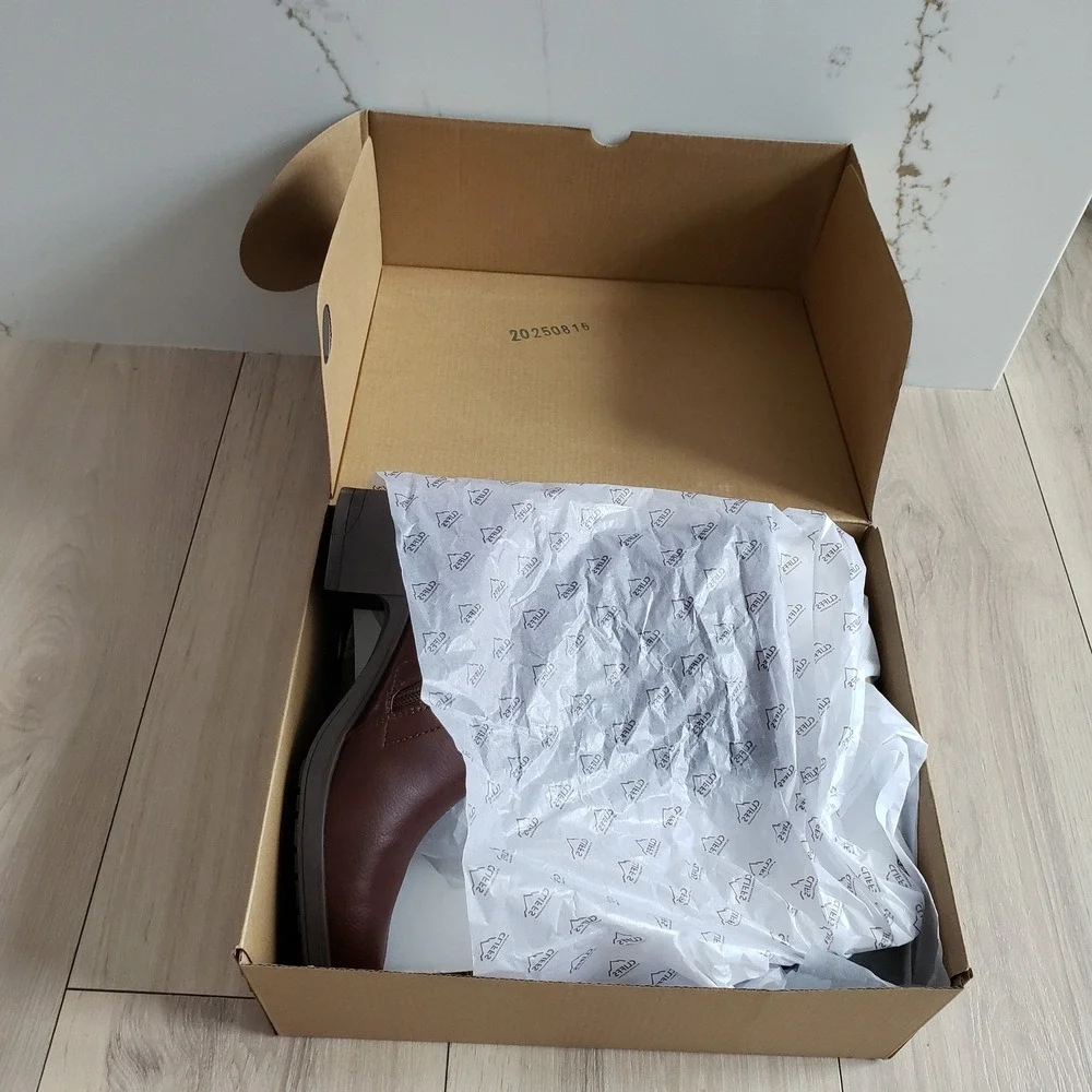 White Mountain Cliffs Huda‎ Bootie Block Heel Womens 8.5 Brown